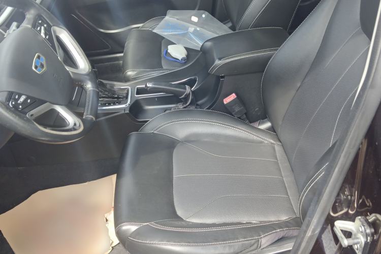 Used Geely Auto Emgrand 2016 Sedan 1.5L CVT Upward Version Left Front Seat