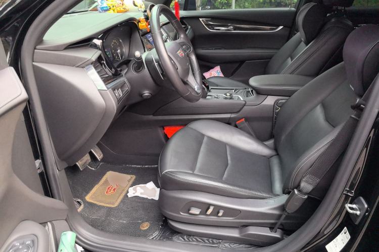 Used Cadillac XT6 2020 28T Six-Seater Luxury Sporty Enjoy-the-Comfort Safety Edition