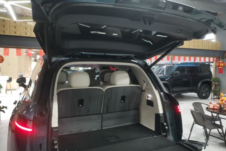 Used Lynk & Co 900 2025 1.5T Ultra Trunk