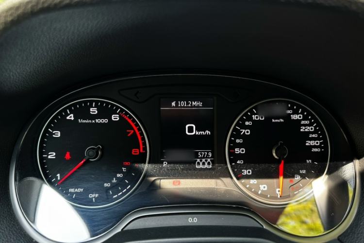 Used Audi Q2L 2018 35 TFSI Launch Exclusive Edition China VI Interior 3