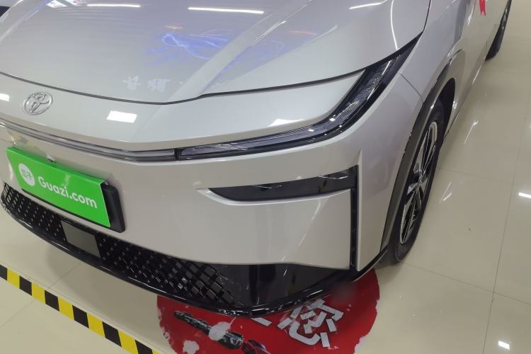 Used Toyota BZ 3X 2025 520 Pro+ Left Front Headlight