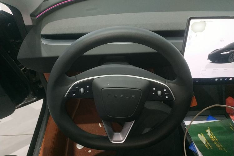 Used Tesla Model 3 2025 Rear-Wheel-Drive Version
