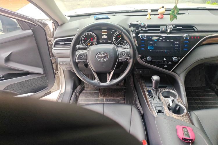 Used Toyota Camry 2019 2.5G Luxury Edition China VI Standard Steering Wheel