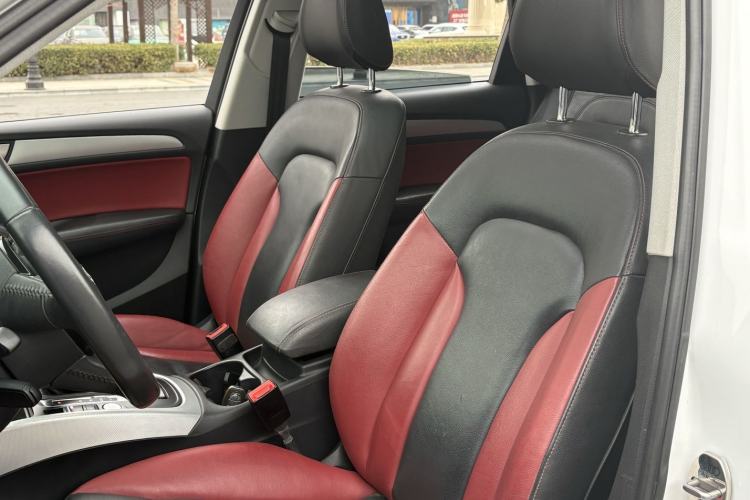 Used Audi Q5 2017 Plus 40 TFSI Technology Model