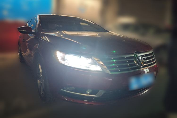 Used Volkswagen FAW-Volkswagen CC 2013 1.8TSI Prestige Model Front Right 45 Deg