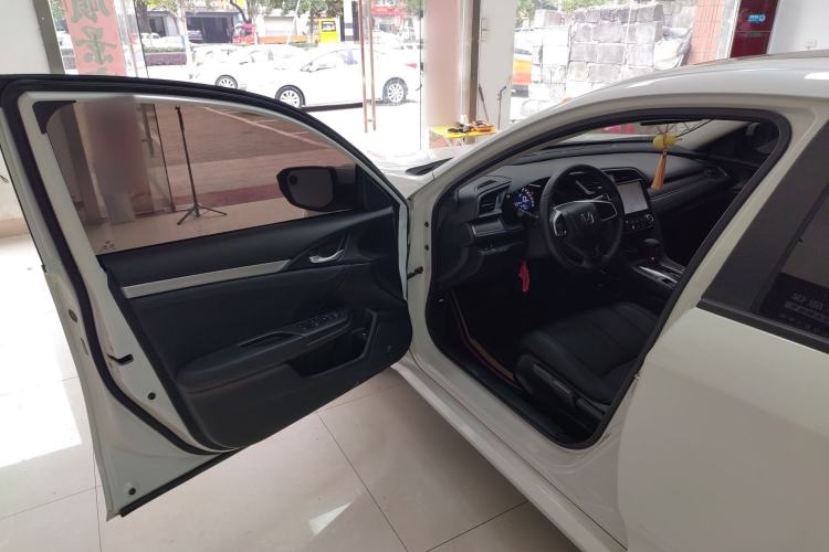 Used Honda Civic 2016 180TURBO CVT Comfort Version