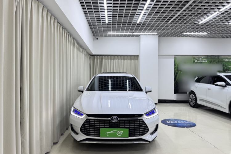 Used BYD Qin Pro New Energy 2019 EV Super Edition High-Power Smart Connect Luxurious Model