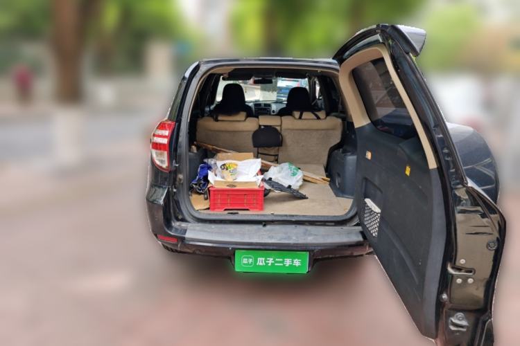 Used Toyota RAV4 2011 2.0L Automatic Classic Edition
