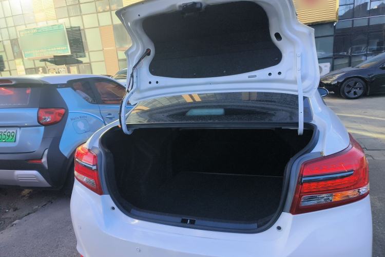 Used Toyota YARiS L Zhi Xiang 2017 1.5E CVT Dynamic Edition Trunk