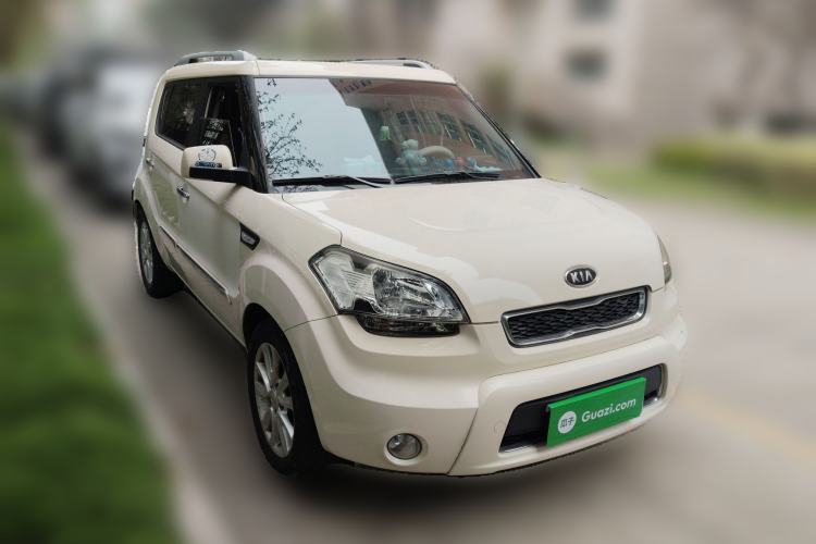 Used Kia Soul 2013 1.6L AT GL Front Right 45 Deg