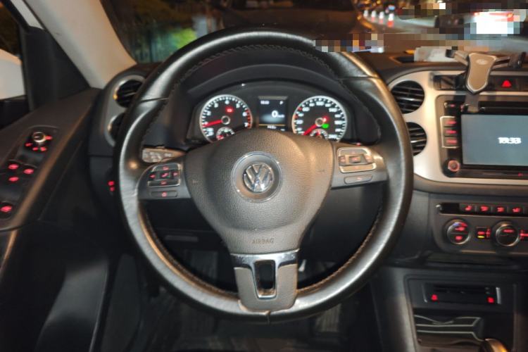 Used Volkswagen Tiguan 2015 1.8TSI Automatic Two-Wheel Drive Luxury Model
