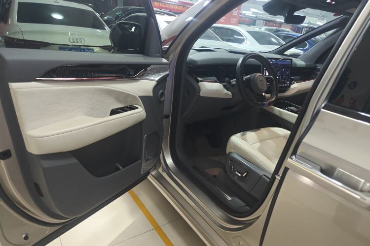 Used Zeekr 009 2022 WE Edition