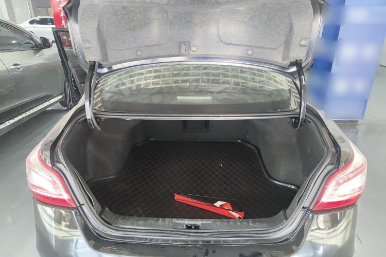 Used Nissan Teana 2013 2.0L XL Comfort Edition Trunk