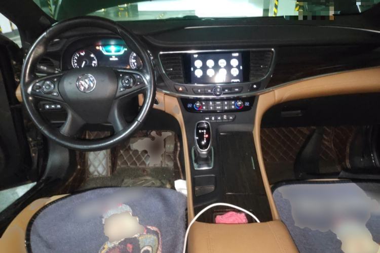 Used Buick LaCrosse 2018 28T Luxury Model
