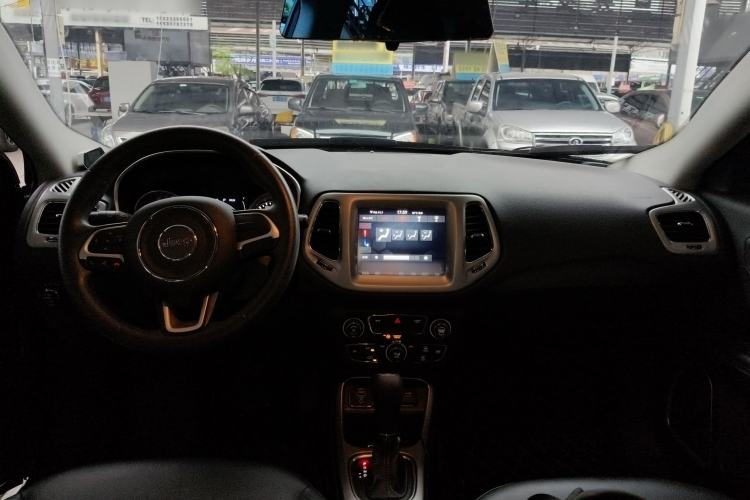 Used Jeep Compass 2019 220T Automatic Enjoyment Version