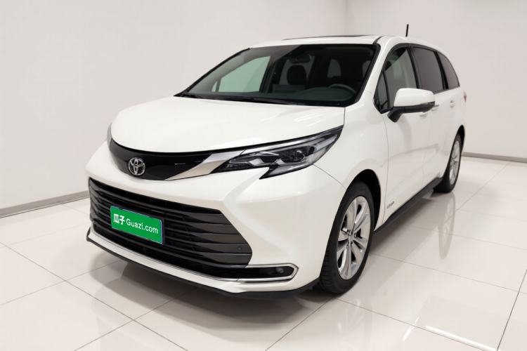 Used Toyota Sienna 2021 2.5L Hybrid Premium Edition