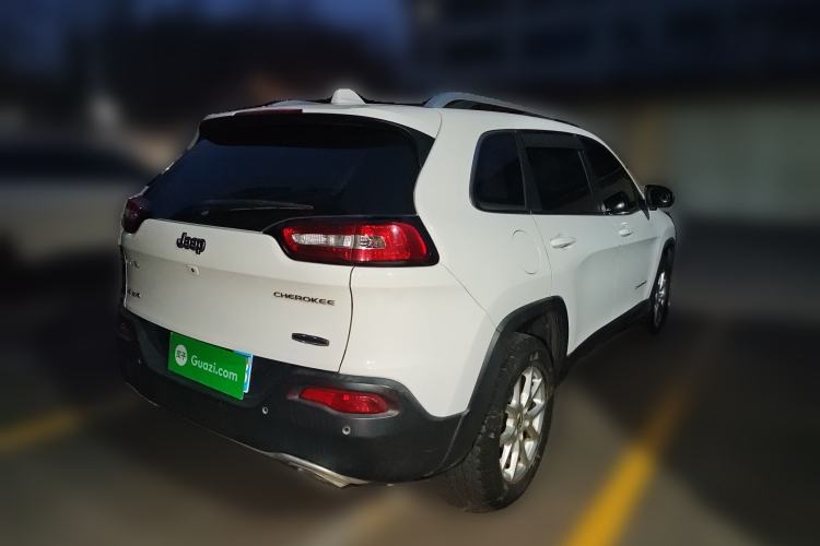 Used Jeep Cherokee 2016 2.4L Professional Smart Version