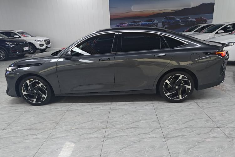 Used CHANGAN Eado DD 2023 Blue Whale NE 1.5T GDI DCT Flagship Model Exterior 3