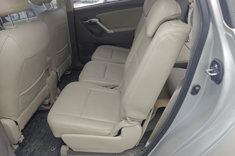 Used Toyota Verso 2014 Starlight 180E CVT Elite Multi-Function Edition