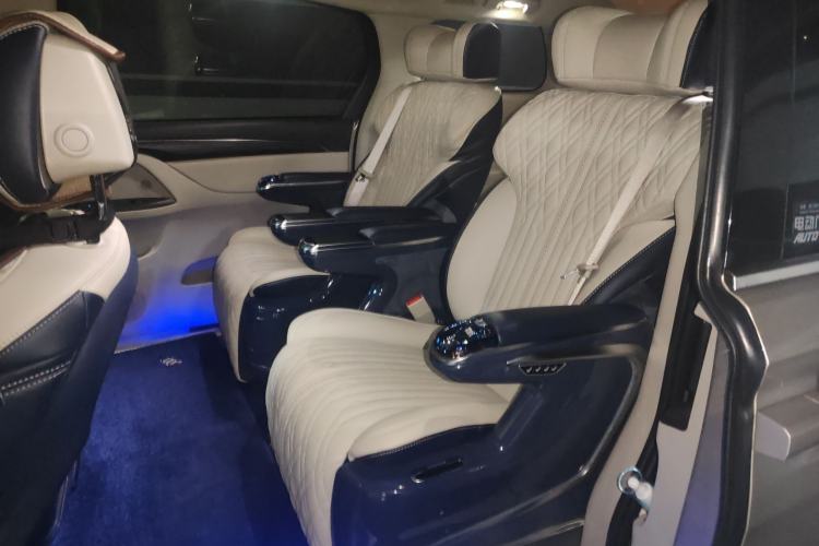 Used Buick GL8 2022 ES Landtrek 653T Comfort Edition