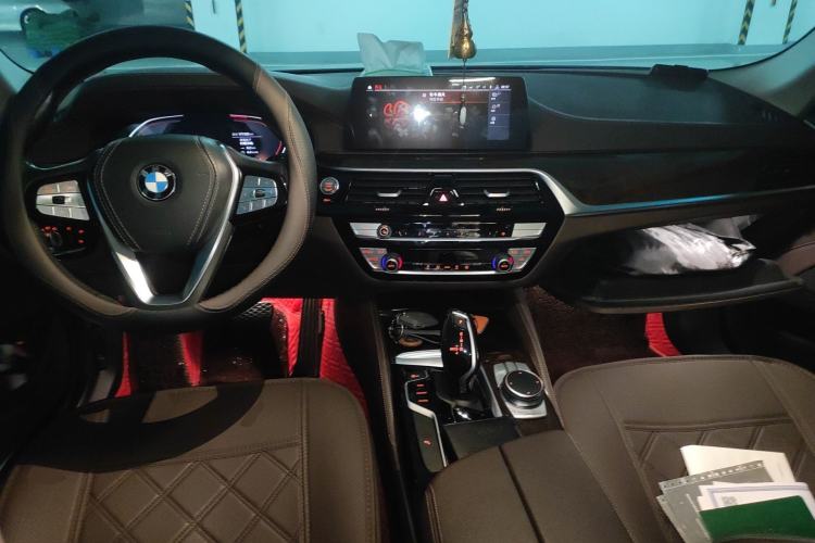 Used BMW 5 Series 2020 525Li Luxury Package
