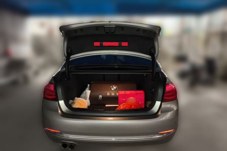 Used BMW 3 Series 2017 320Li Fashion Model Trunk