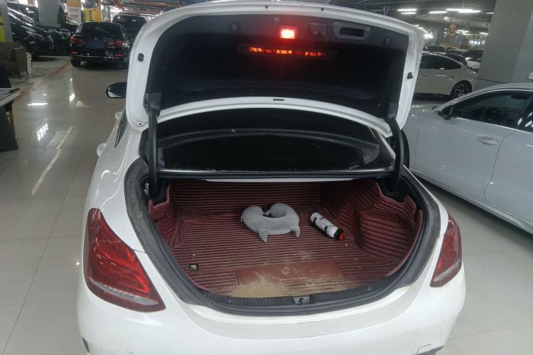 Used Mercedes-Benz C-Class 2017 Restyled C 200 Sport Edition Trunk