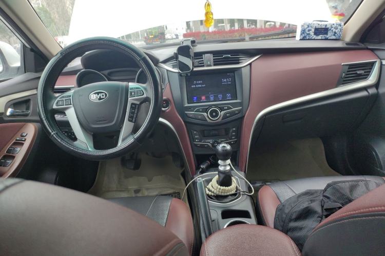 Used BYD G5 2014 1.5TI Manual Luxury Edition