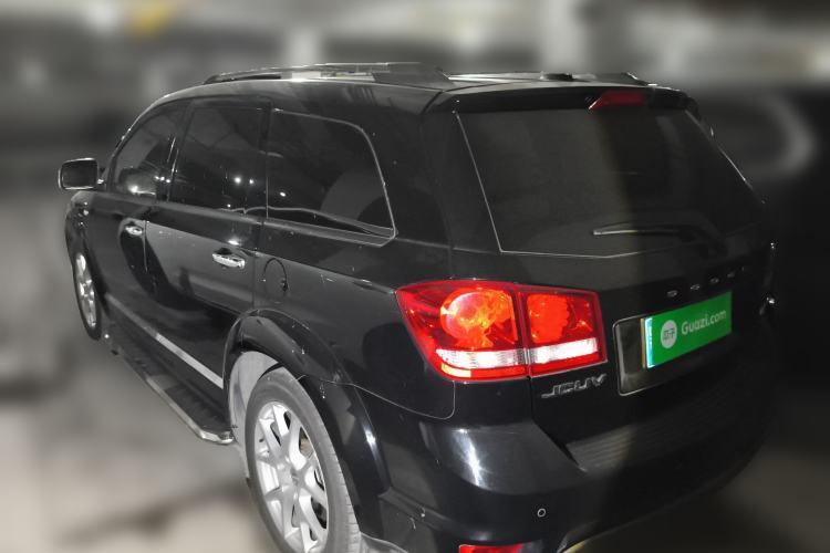 Used Dodge Journey 2013 2.4L Two-Wheel Drive Luxury Version Rear Left 45 Deg