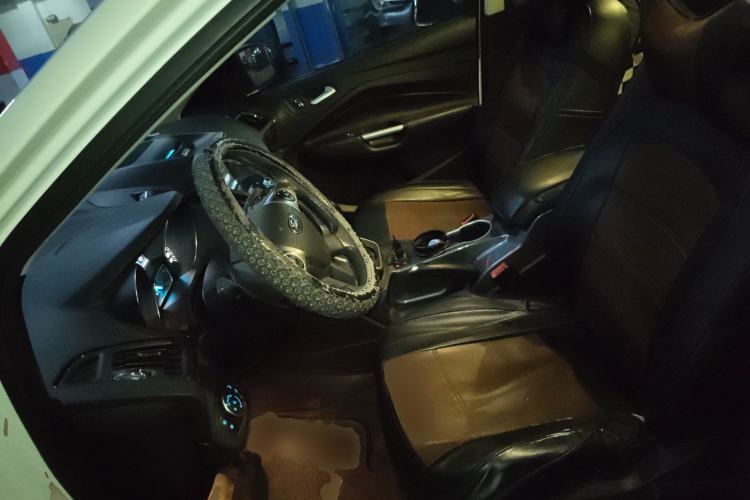 Used Ford Kuga 2015 1.5L GTDi Four-Wheel-Drive Elite Model Left Front Seat