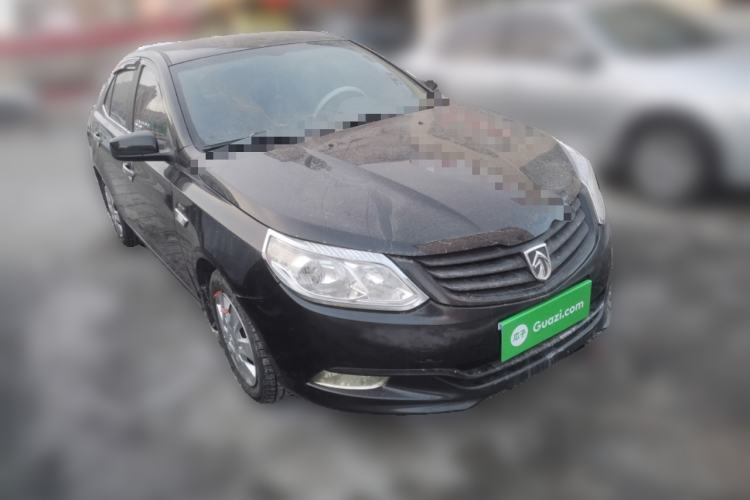 Used Baojun 630 2013 1.5L manual standard version