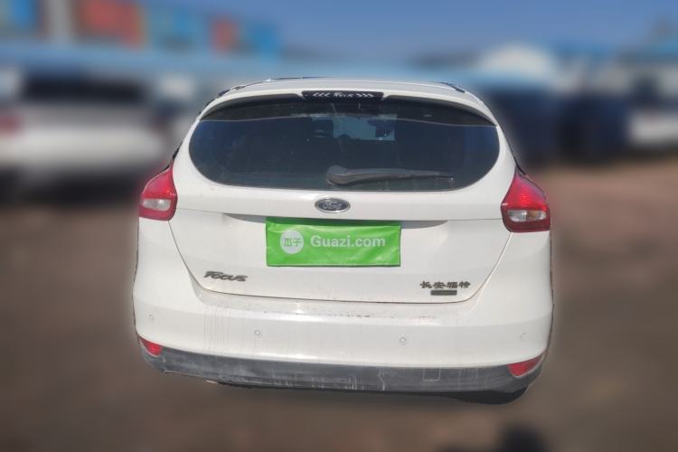 Used Ford Focus 2015 Hatchback EcoBoost 125 Automatic Supreme Style Edition
