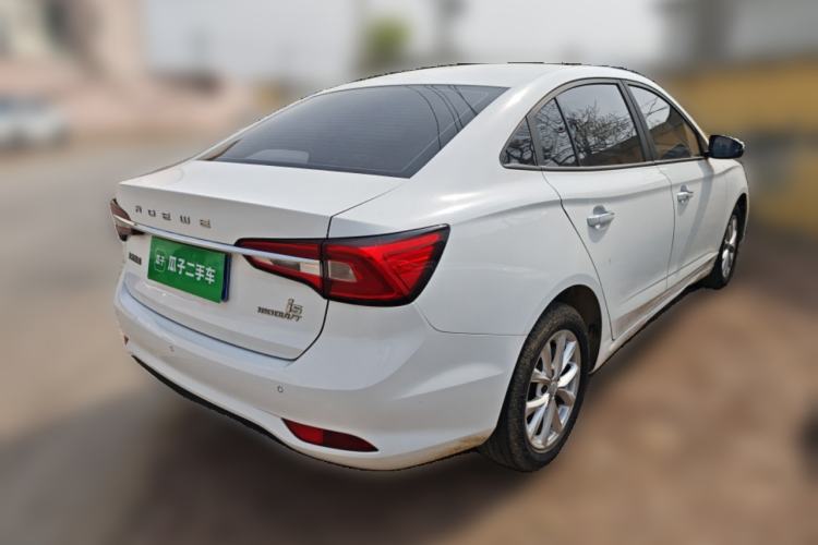 Used Roewe i5 2020 1.5L Manual 4G Connect Luxury Edition
