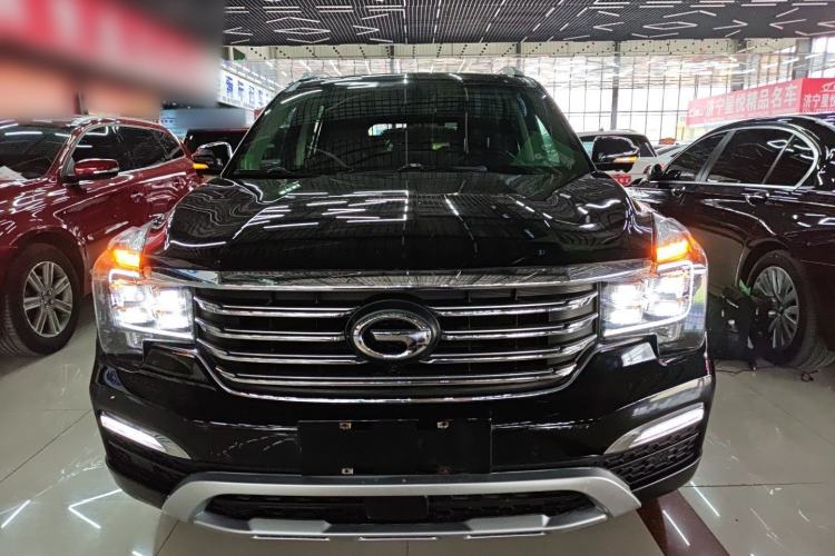 Used GAC Trumpchi GS8 2017 320T Two-Wheel Drive Luxury Smart Connectivity Version (7 Seats) Front