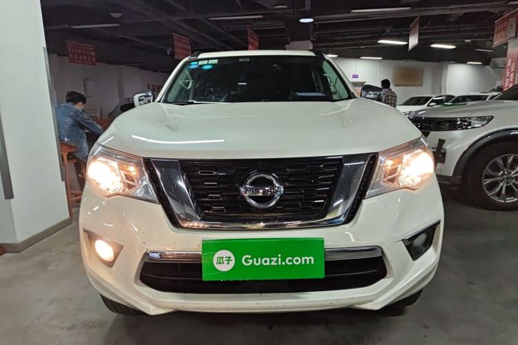 Used Nissan Terra 2018 2.5L Automatic 2WD Luxury Edition
