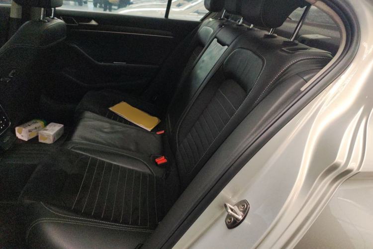 Used Volkswagen Magotan 2020 330TSI DSG Luxury Edition