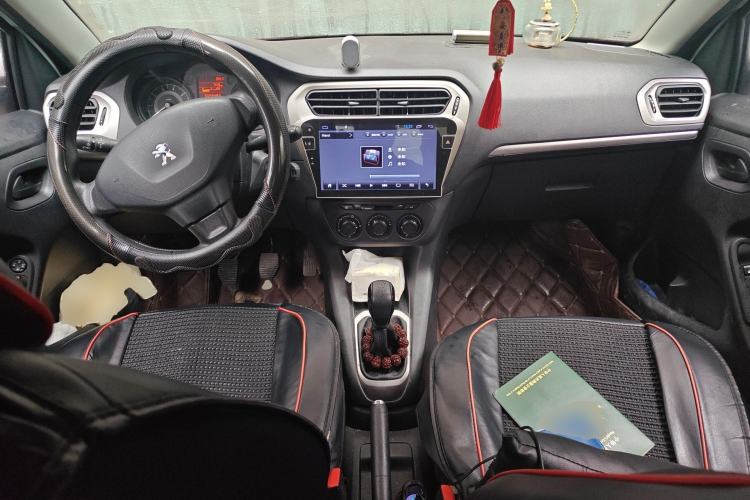 Used Peugeot 301 2016 1.6L Manual Comfort Edition Center Console