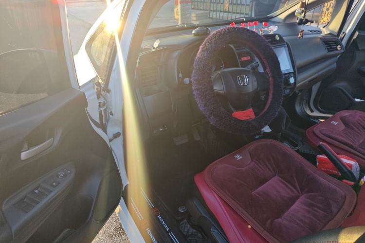 Used Honda Fit 2016 1.5L LXS CVT Comfort Sunroof Version
