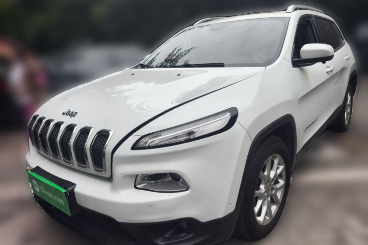 Used Jeep Cherokee 2017 2.0L Superior Edition