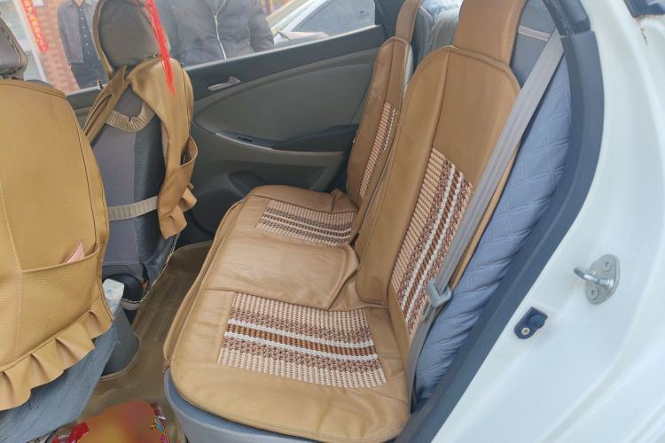 Used Hyundai Verna (older generation) 2014 1.4L Manual Smart GLS Trim
