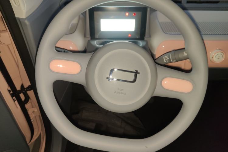 Used Bestune Pony 2026 Model 222km Cute Horse Steering Wheel