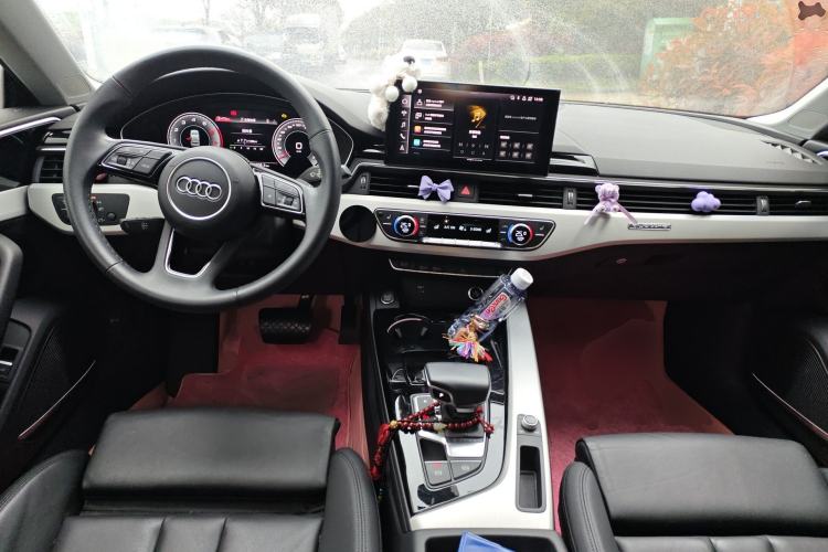 Used Audi A5 2023 Sportback 40 TFSI quattro Luxury Dynamic Edition Interior 2