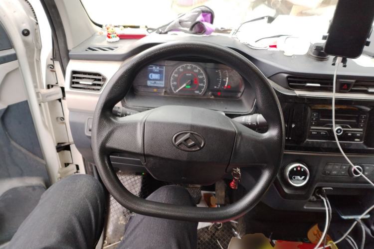 Used SAIC MAXUS EV30 2021 Pure Electric Smart Logistics Expert with Long Wheelbase—CATL
