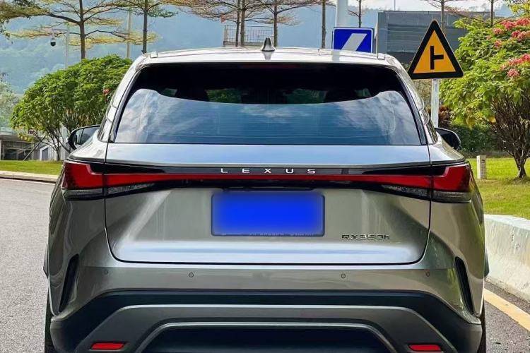 Used Lexus RX 2023 350h Two-Wheel Drive Enjoyment Version