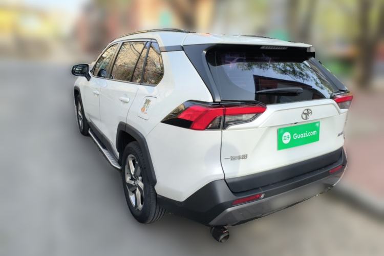 Used Toyota RAV4 2021 2.0L CVT Two-Wheel Drive Fashion Edition
