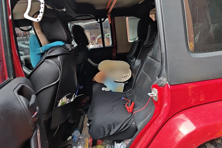 Used Jeep Wrangler 2014 3.0L Sahara Four-Door Edition