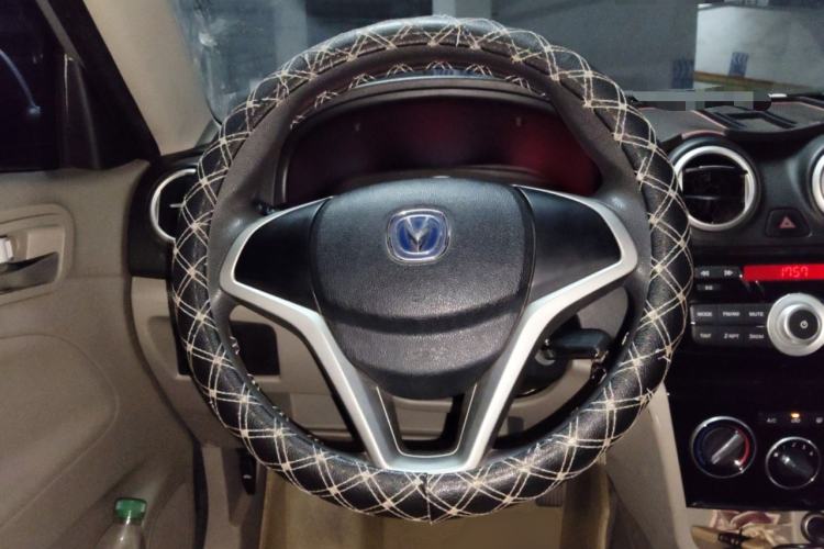 Used CHANGAN Alsvin V3 2015 1.4L Manual Warm-Hearted Model China IV Standard Steering Wheel