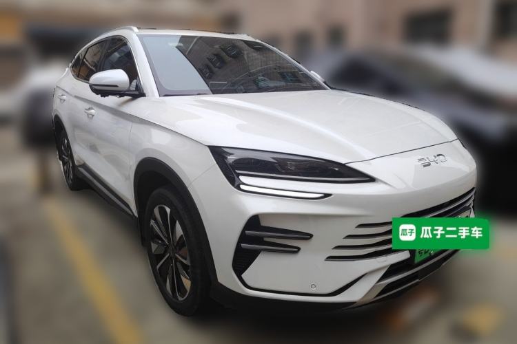 Used BYD Song PLUS New Energy 2025 DM-i 112KM Prestige Model Front Right 45 Deg