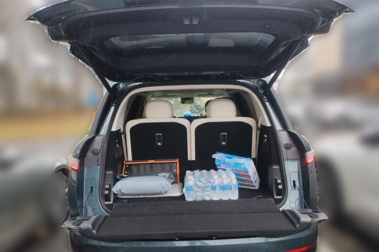 Used Lynk & Co 900 2025 2.0T Ultra Trunk