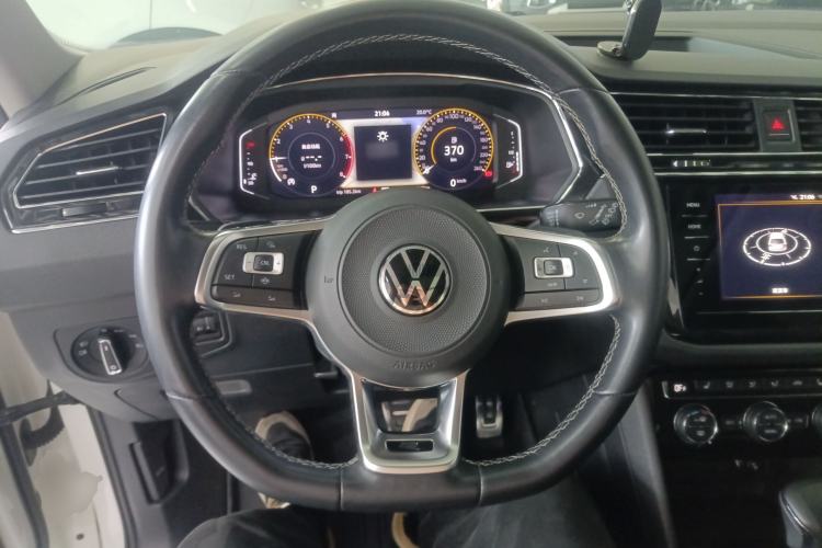 Used Volkswagen Tiguan L 2021 330TSI Automatic Two-Wheel Drive R-Line Enhanced Edition Steering Wheel